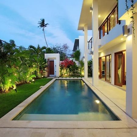 Moonlight Villa Bali Nusa Dua  Buitenkant foto